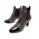 NEUF BOTTINES LOUIS VUITTON REVIVAL ANKLE BOOTS 40.5 EN TOILE MONOGRAM SHOE 900€