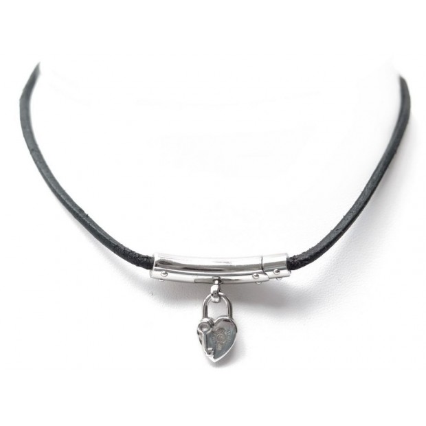 COLLIER HERMES PETIT COEUR SUSPENDU RAS DU COU 