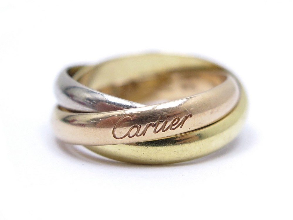 bague cartier trinity mm crb4052700 t 