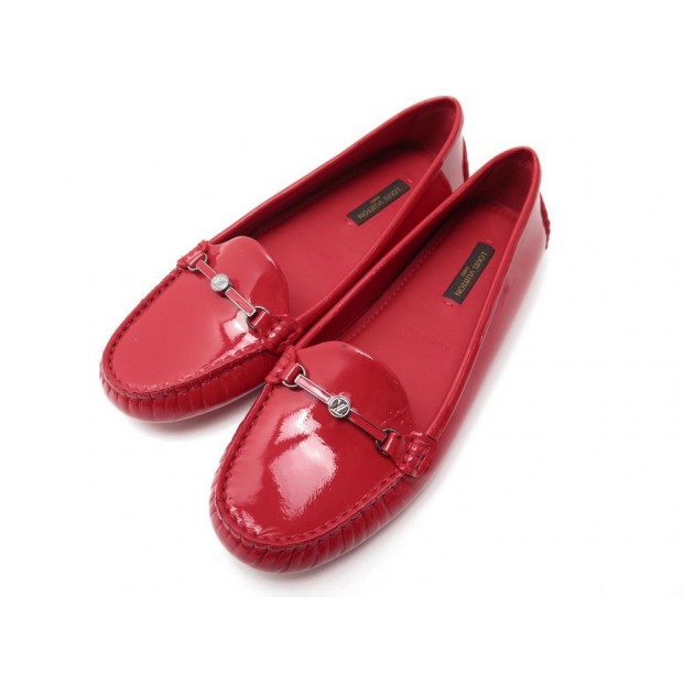 NEUF CHAUSSURES LOUIS VUITTON MOCASSIN CUIR VERNI ROUGE