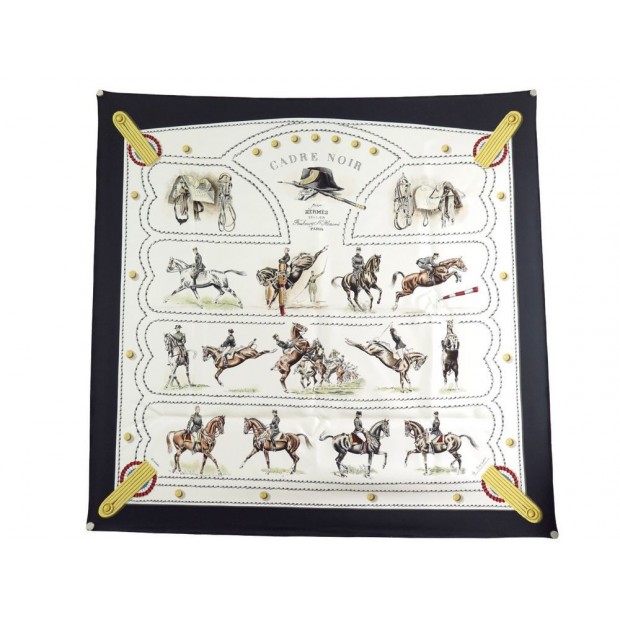 FOULARD HERMES CADRE NOIR COLONEL MARGOT CARRE SOIE NOIR BLACK SILK SCARF 360€