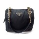 SAC A MAIN PRADA TOILE NYLON NOIRE ANSES CHAINE 