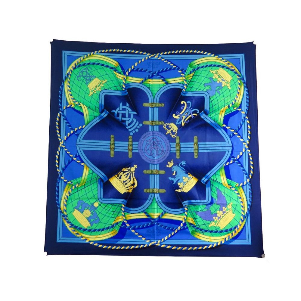 hermes grande tenue scarf