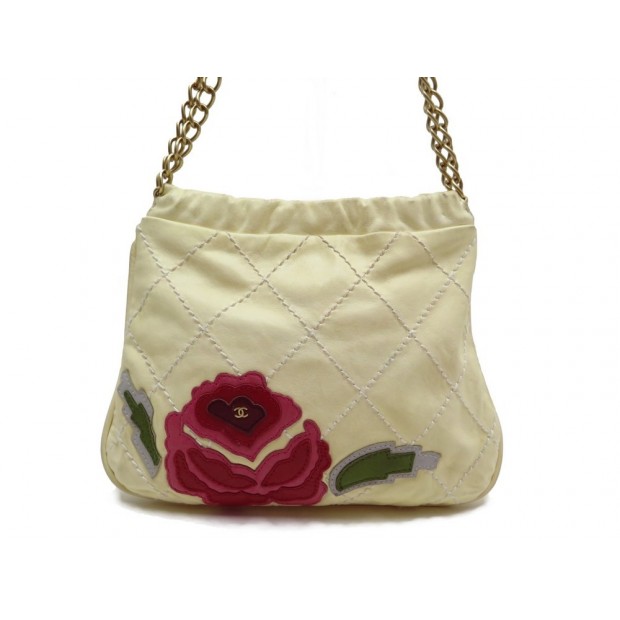 SAC A MAIN POCHETTE CHANEL CUIR MATELASSE FLEUR CAMELIA CHAINE CLUTCH BAG 1800€