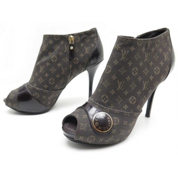 CHAUSSURES LOUIS VUITTON ESCARPINS MONOGRAM 39 TOILE ET CUIR MARRON + BOITE 690€