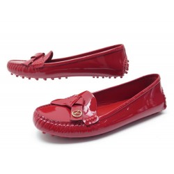 NEUF CHAUSSURES LOUIS VUITTON OXFORD FLAT 37 MOCASSINS EN CUIR VERNI ROUGE 550 