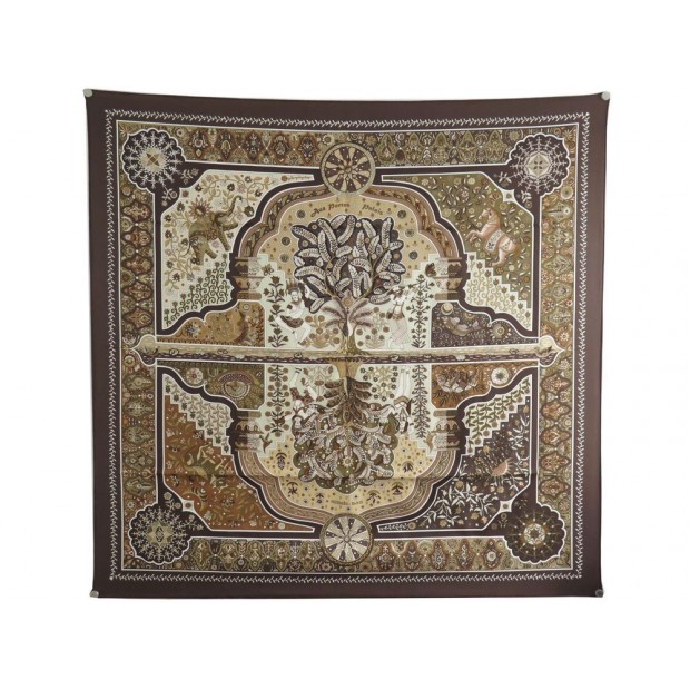 FOULARD HERMES AUX PORTES DU PALAIS CARRE SOIE 