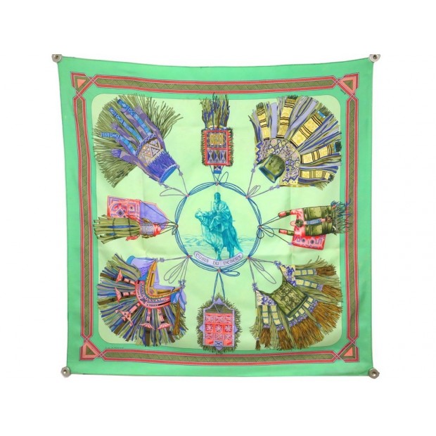 FOULARD HERMES CUIRS DU DESERT DE LA PERRIERE CARRE EN SOIE VERT SILK SCARF 370€