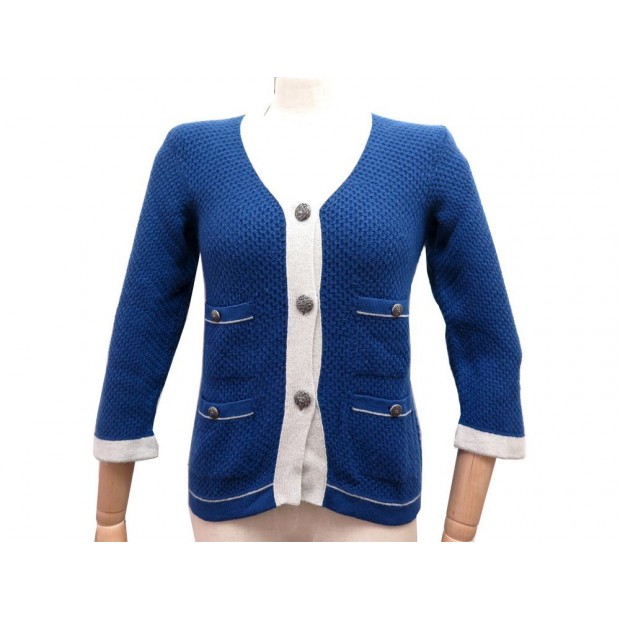 GILET A BOUTONS LOGO CC CHANEL P43305 36 S EN CACHEMIRE BLEU CASHMERE VEST 3900€