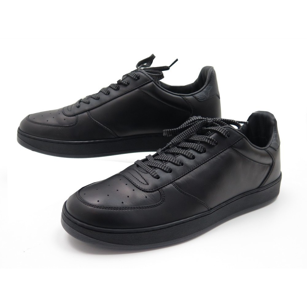 Louis Vuitton Rivoli Sneaker BLACK. Size 08.0