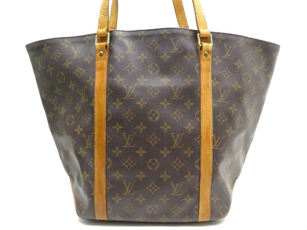 Sac à main Louis Vuitton - LuxeForYou