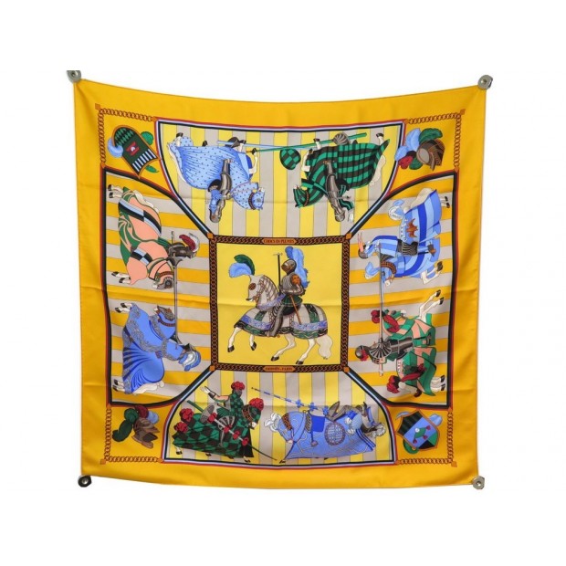 VINTAGE FOULARD HERMES CHOCS EN PLUMES VAUZELLES CARRE EN SOIE JAUNE SILK SCARF