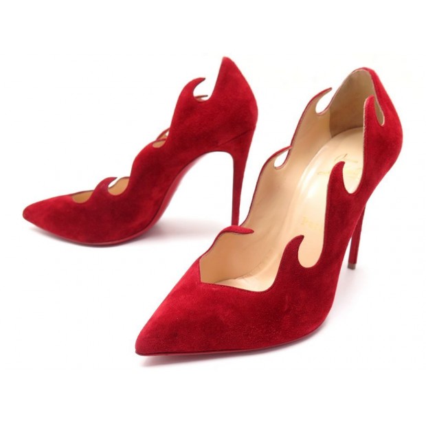 CHAUSSURES CHRISTIAN LOUBOUTIN OLAVAGUE 37.5 ESCARPINS DAIM ROUGE RED SHOES 755€