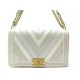 SAC A MAIN CHANEL BOY CHEVRON BLANC 