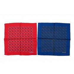 LOT 2 GAVROCHES HERMES CARRE 45 CM EN SOIE ROUGE & BLEUE TWO SILK SCARF 340