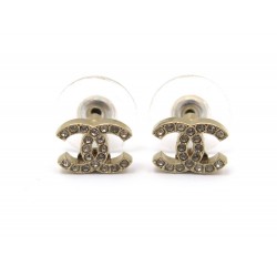 NEUF BOUCLES D OREILLES CHANEL LOGO CC STRASS & METAL DORE GOLDEN EARRINGS 350€