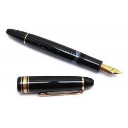 NEUF STYLO A PLUME MONTBLANC MEISTERSTUCK 146 LE GRAND OR 18K + BOITE PEN 580€