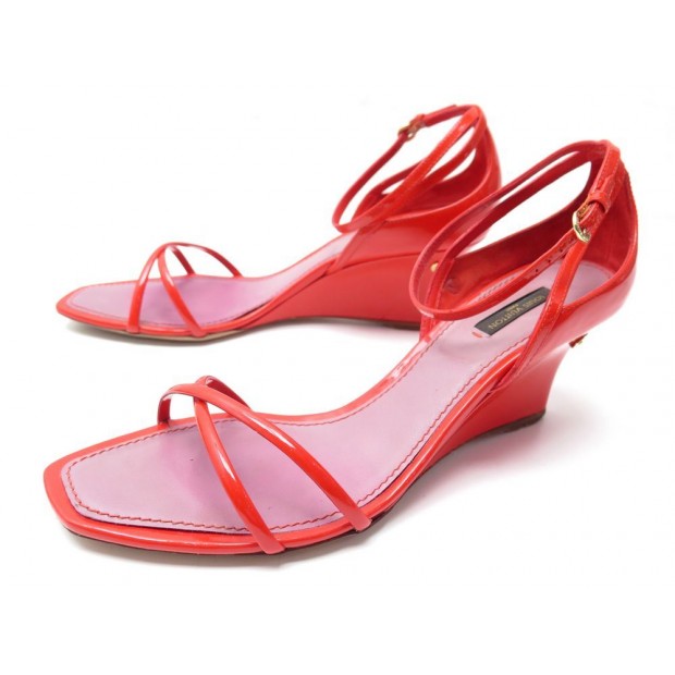 CHAUSSURES LOUIS VUITTON ESCARPINS STRAWBERRY WEDGE SANDALES 39.5 CUIR 650