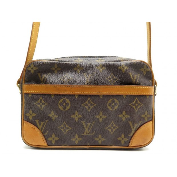 LOUIS VUITTON Trocadero 23 Monogram Canvas Shoulder Bag Brown