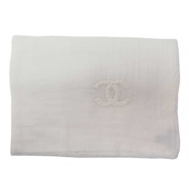 FOULARD CHANEL ETOLE A55018 EN CACHEMIRE ET SOIE BLANC CASHMERE SCARF 1800€