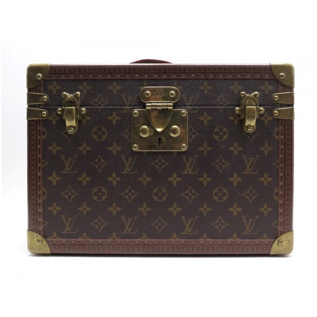 VINTAGE MALLE LOUIS VUITTON BOITE PHARMACIE EN TOILE MONOGRAM VANITY CASE 3700€