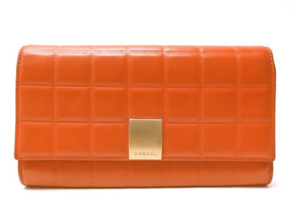 portefeuille chanel chocolate bar en cuir matelasse