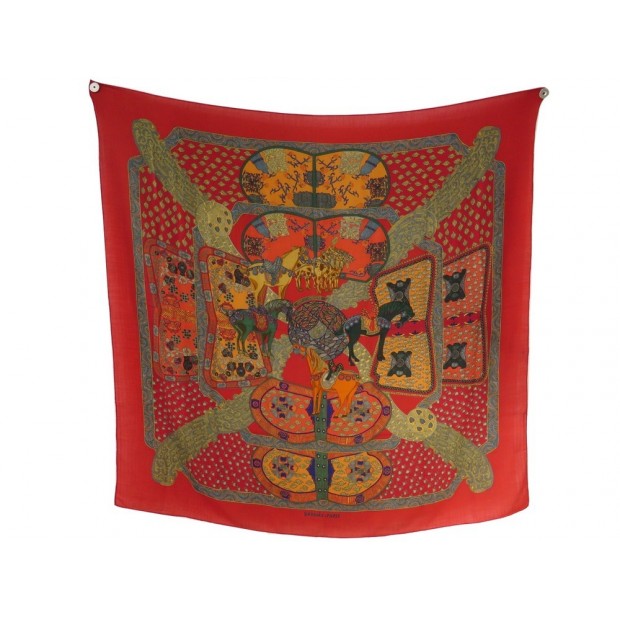 CHALE HERMES ART DES STEPPES 140 CM CACHEMIRE ET SOIE ROUGE SILK SHAWL 945€