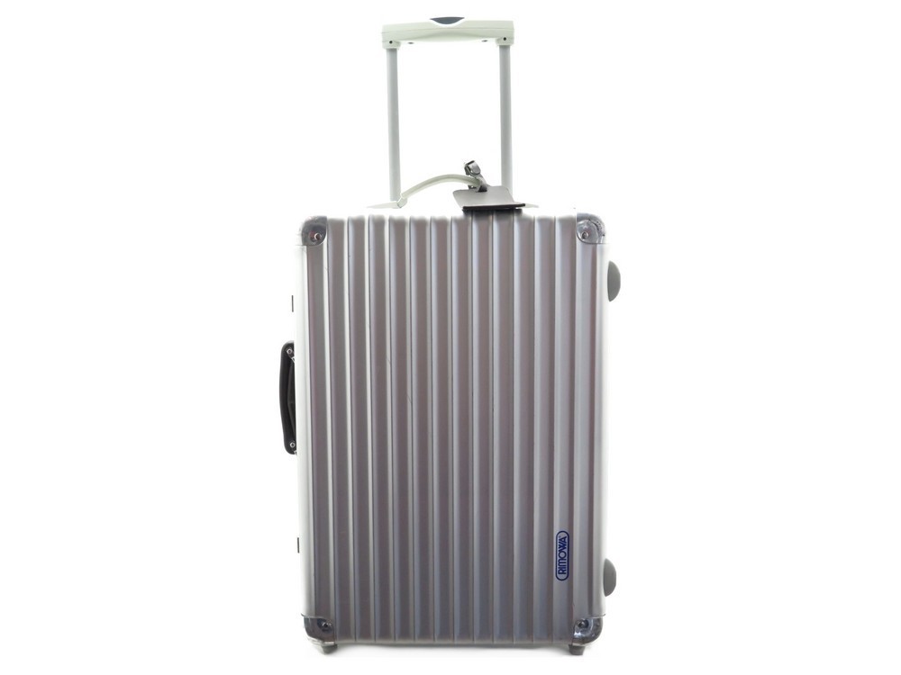 rimowa classic cabin size