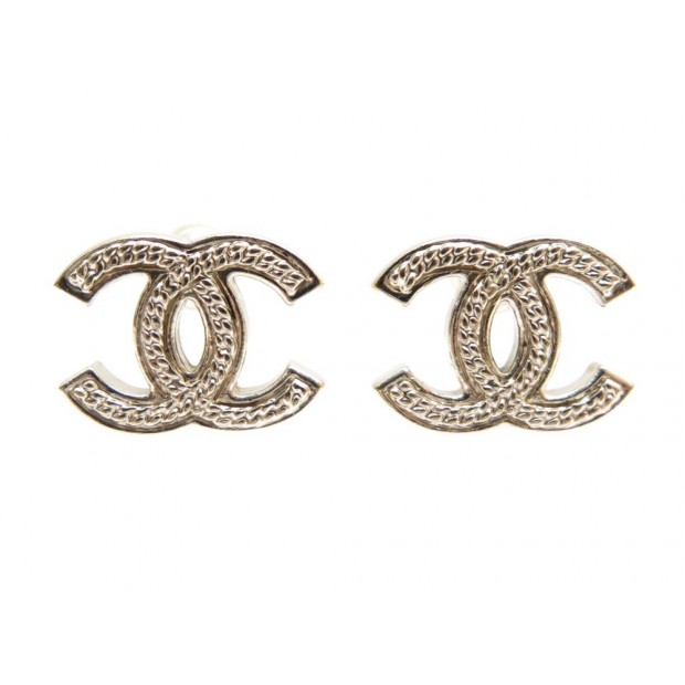 BOUCLE OREILLE CHANEL PUCE CC METAL DORE