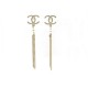 NEUF BOUCLES D'OREILLES CHANEL LOGO CC PERLE PENDANTES METAL DORE EARRINGS 420€