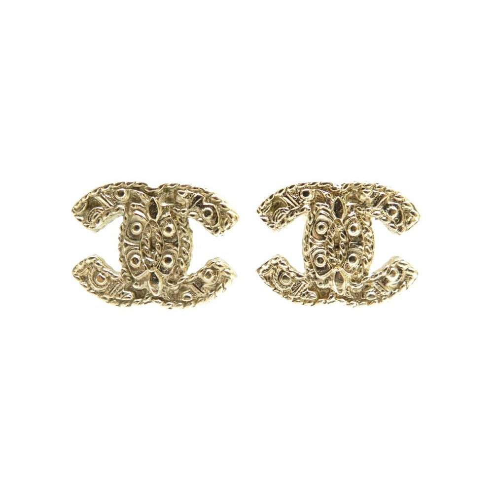 boucles d'oreilles chanel logo cc en metal dore golden