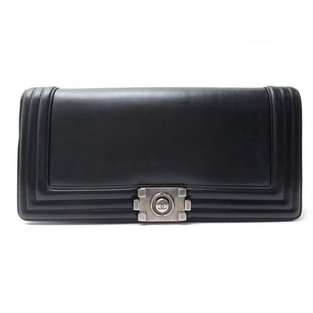 POCHETTE CHANEL BOY CUIR NOIR 