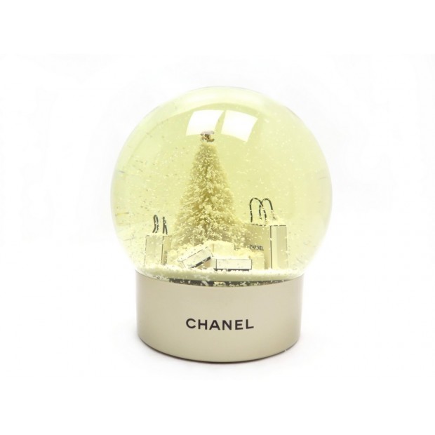 NEUF GRANDE BOULE A NEIGE CHANEL A PILE SAPIN DE NOEL ET SACS SHOPPING SNOW BALL