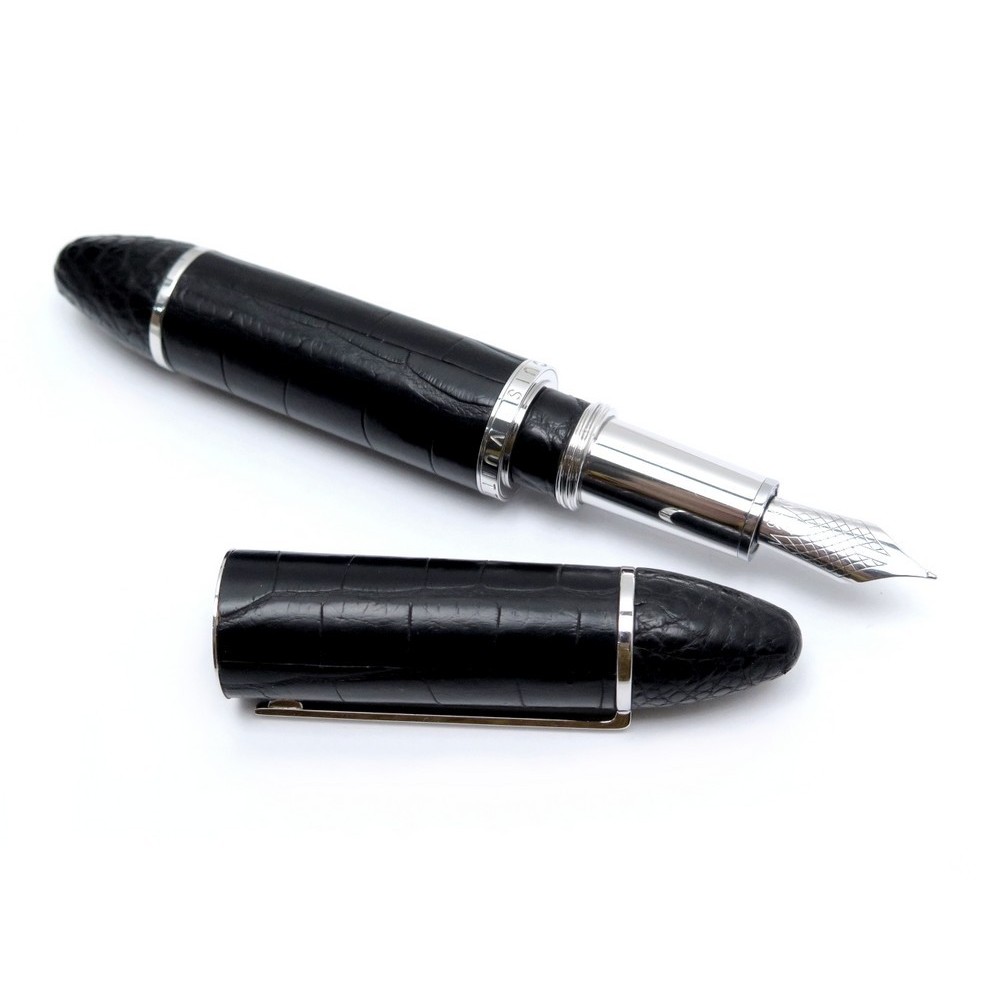 LOUIS VUITTON CARGO N FOUNTAIN PEN77222 BLACK ALLIGATOR LEATHER FOUNTAIN PEN  Exotic leather ref.829523 - Joli Closet