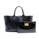 SAC BOTTEGA VENETA HIPPO MM CUIR VERNI NOIR 