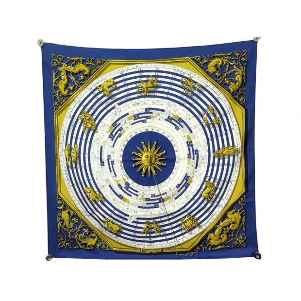 FOULARD HERMES DIES ET HORE PAR FRANCOISE FACONNET EN SOIE BLEU SILK SCARF 375€