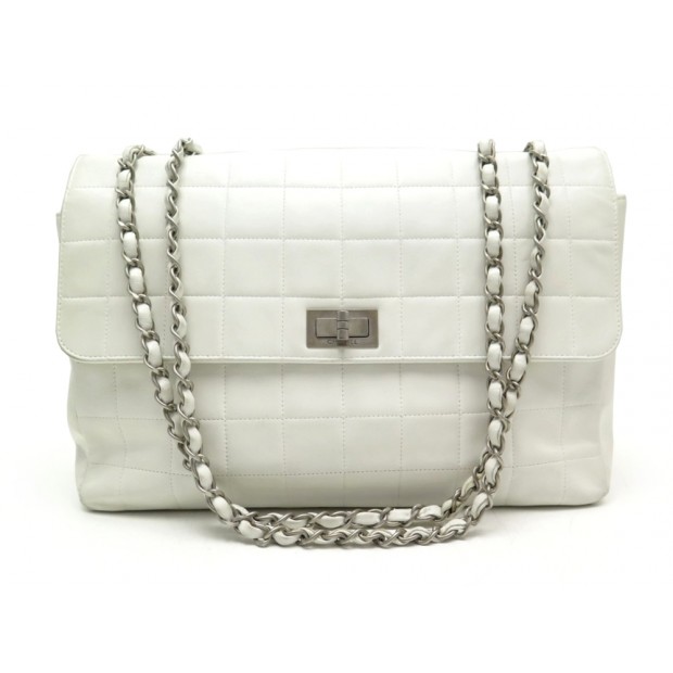 SAC CHANEL CUIR BLANC FERMOIR 2.55 