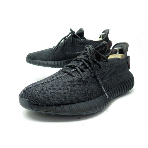 NEUF CHAUSSURES ADIDAS BASKETS YEEZY BOOST 350 V2 10.5 45.5 NOIR SNEAKERS SHOES