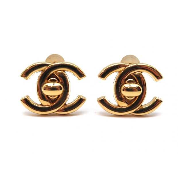 VINTAGE NEUF BOUCLES OREILLES CHANEL METAL DORE FERMOIR TIMELESS BOITE 