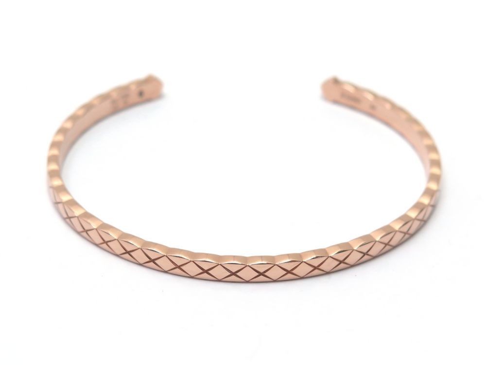 Chanel Coco Crush Bracelet Quilted Motif 18k Beige Gold J11333   JewelryReluxe