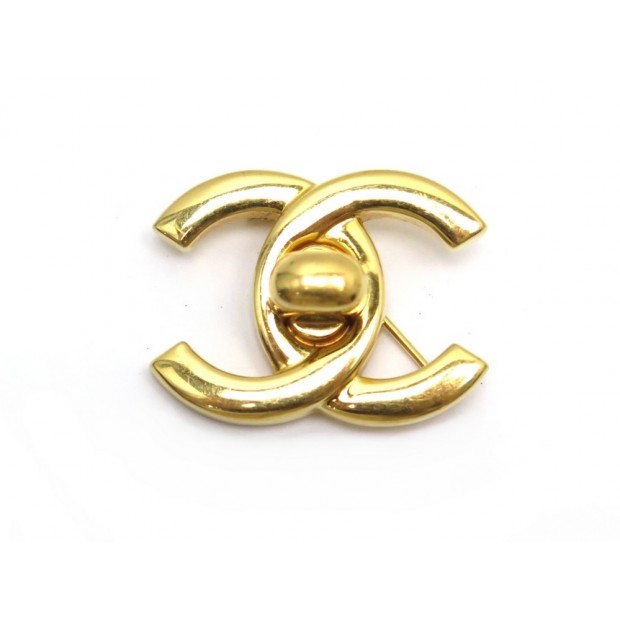 BROCHE CHANEL LOGO CC FERMOIR TIMELESS EN METAL DORE GOLDEN BROOCH 450€