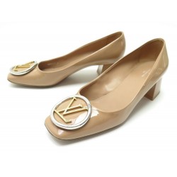 CHAUSSURES LOUIS VUITTON MADELEINE 38 ESCARPIN CUIR VERNIS BEIGE PUMP SHOES 750€