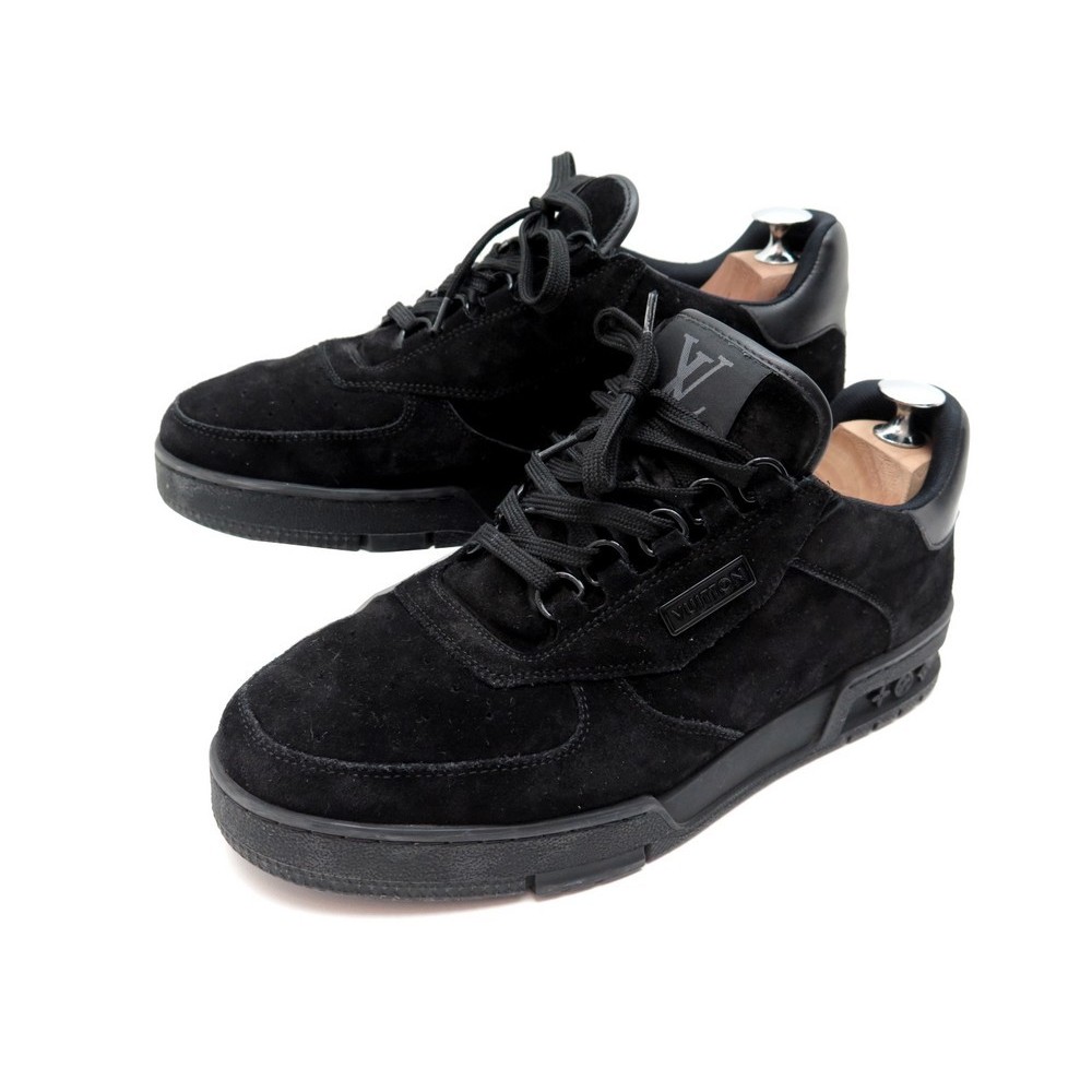 lv black trainers