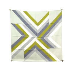 NEUF FOULARD HERMES CENTERED RHYME ELAINE LUSTIG COHEN CARRE + BOITE SCARF 460€