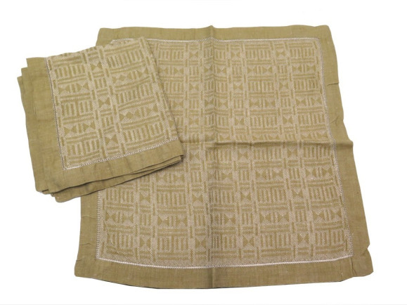 lot hermes 4 serviettes de table motifs geometriques