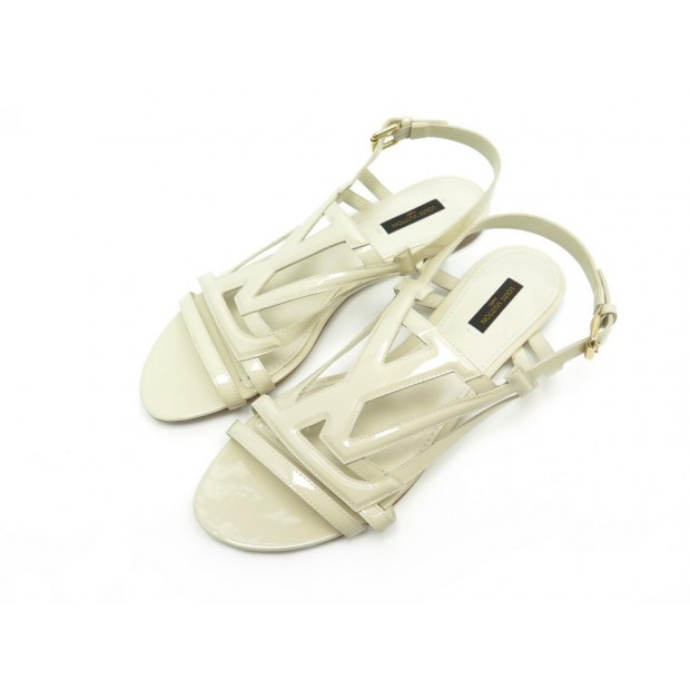 NEUF CHAUSSURES LOUIS VUITTON SANDALES LOGO LV 40 CUIR VERNIS BEIGE SANDAL 640€