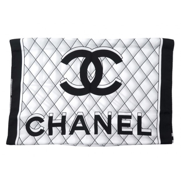 FOULARD CHANEL ETOLE MOTIF MATELASSE EN SOIE 65 X 192 CM SILK SCARF STOLE 1030€