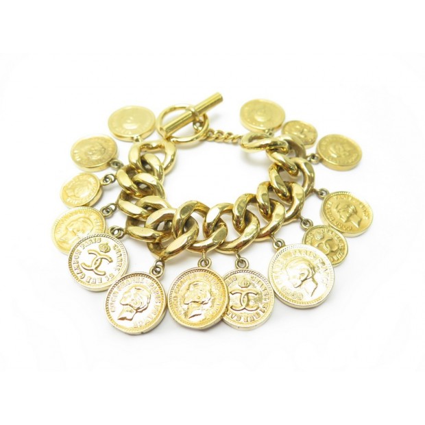 BRACELET CHANEL CHARMS MEDAILLONS COCO 18 CM EN METAL DORE + BOITE JEWEL 890€