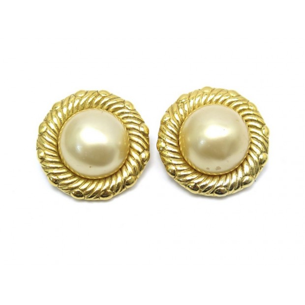 VINTAGE BOUCLES D'OREILLES CHANEL 1970 METAL DORE ET PERLES PEARLS EARRINGS 590€