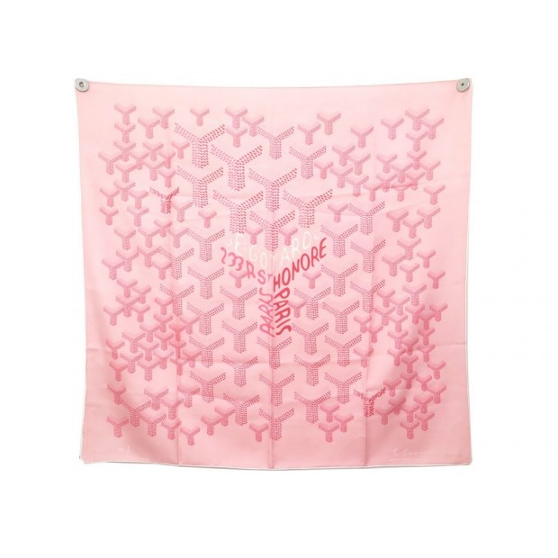 FOULARD GOYARD NO. 1 EN SOIE ROSE CARRE 90 MONOGRAMME PINK SILK SCARF 400€